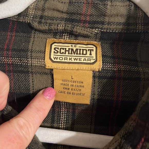 Large snap button up flannel by Schmidt workwear - Picture 2 of 9